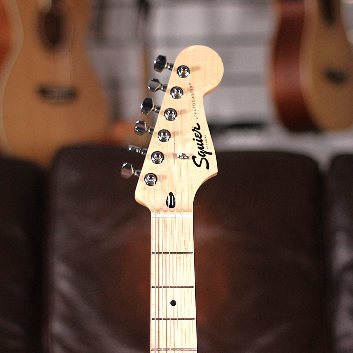 Squier Sonic Stratocaster - Flash Pink