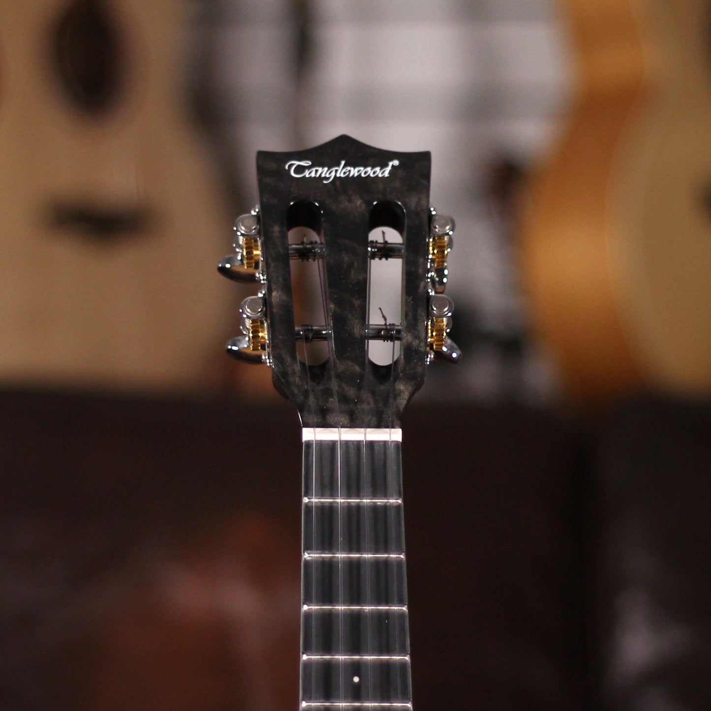 Tanglewood TWT 27E Cutaway Concert Ukulele