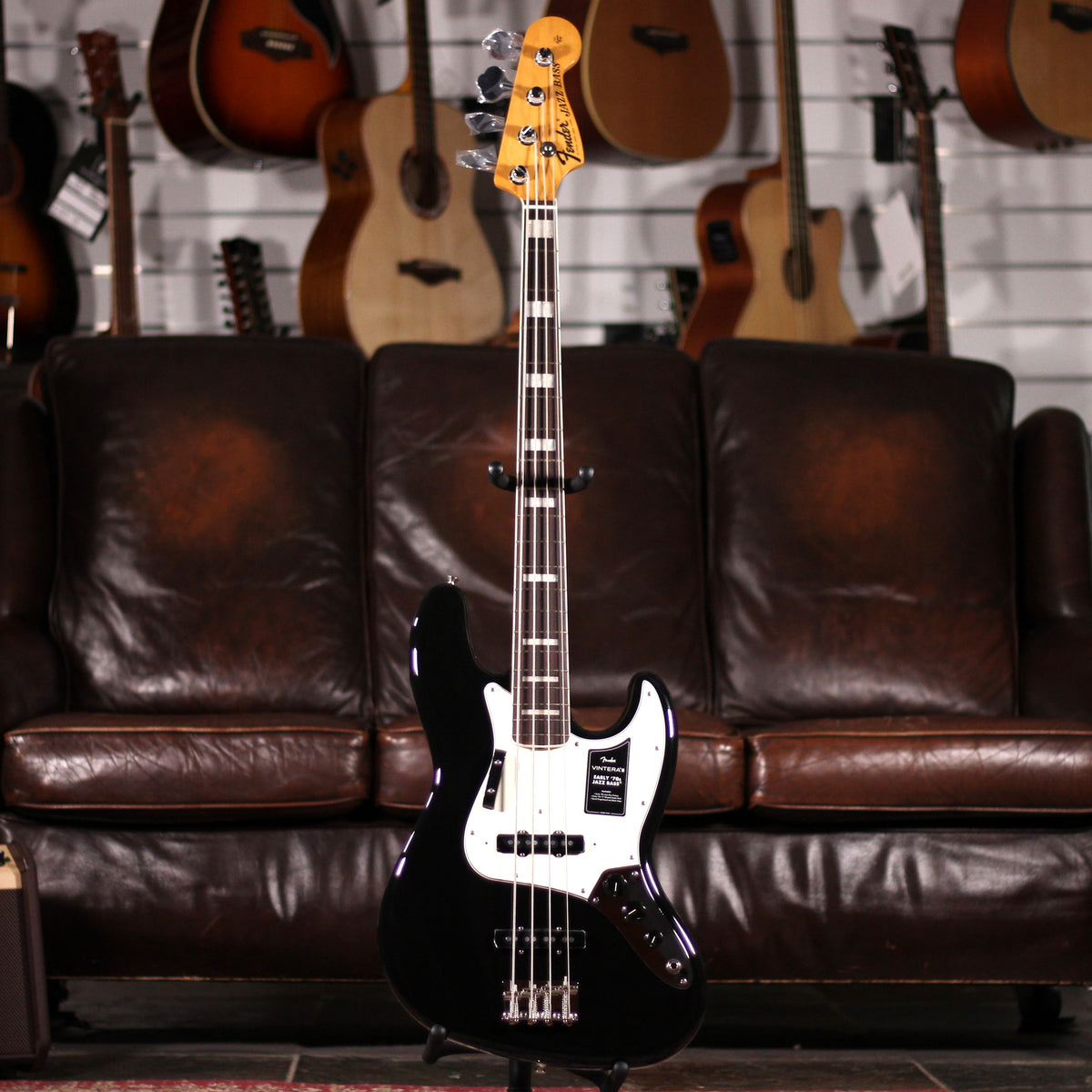 Fender Vintera III Early 70s Jazz Bass Black