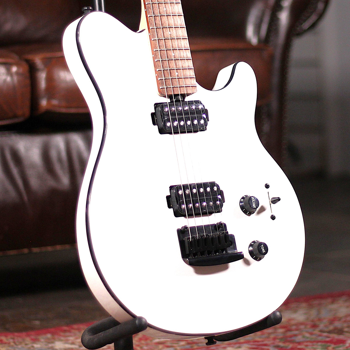 Sterling Sub Axis White