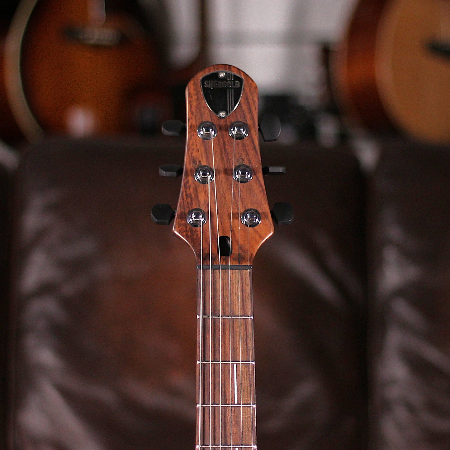Shergold Masquerader Classic Grey