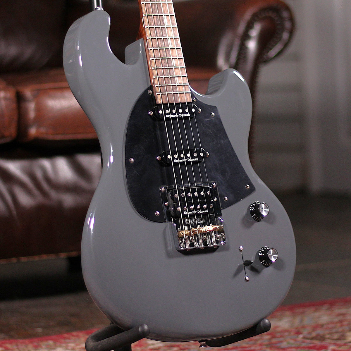 Shergold Masquerader Classic Grey