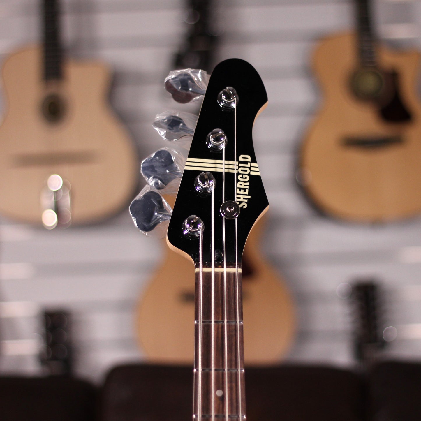 Shergold Libertine Standard Black Bass