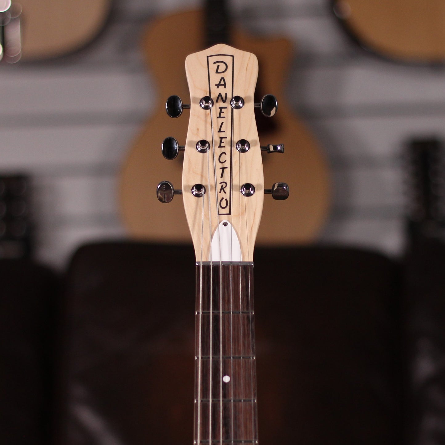 Danelectro Stock 59 - Vintage Cream