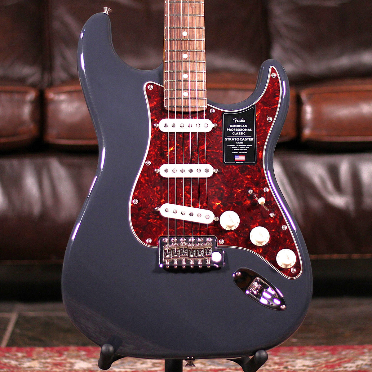Fender American Professional Classic Stratocaster - Faded Black
