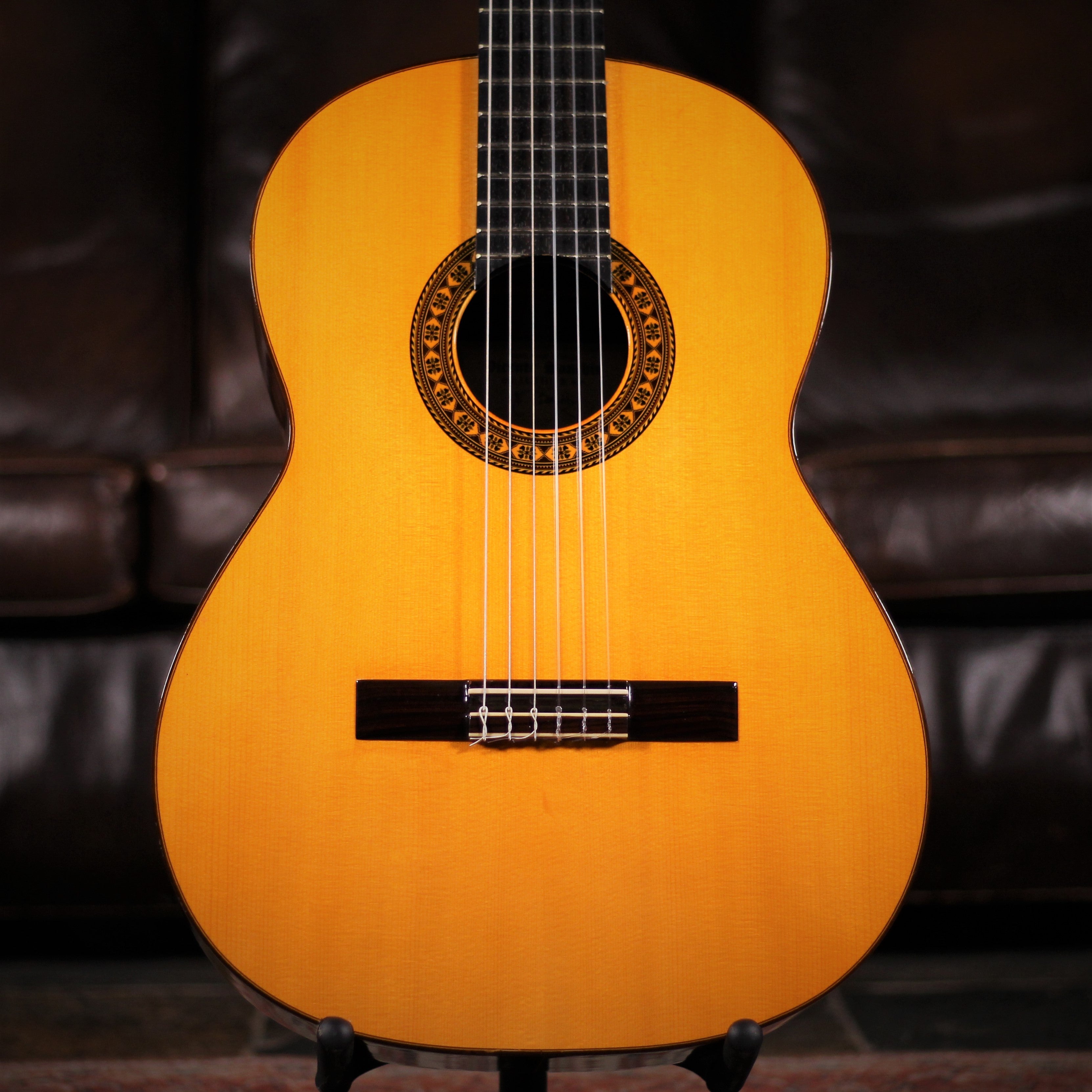 Vicente sanchis flamenco deals guitar