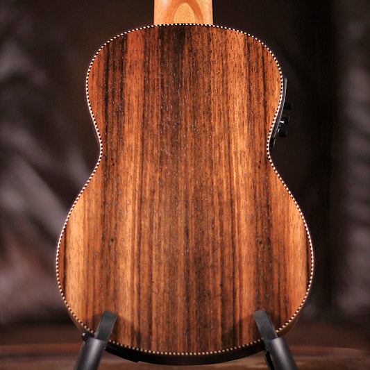 Snail UKS-220EQ Soprano Ukulele