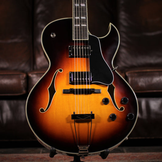 Eastman AR372CE