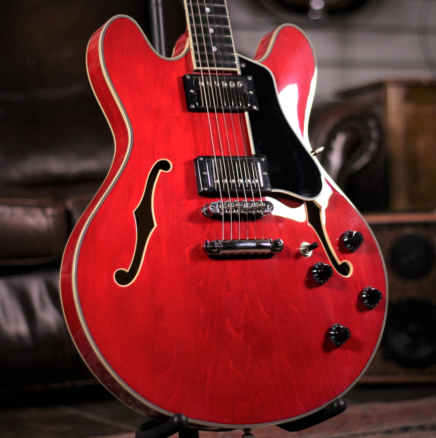 Eastman T386 Red