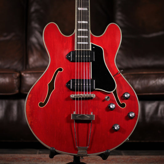 Eastman T64/V-T Antique Red - Semi-Acoustic Guitars available at Foulds Guitars Derby