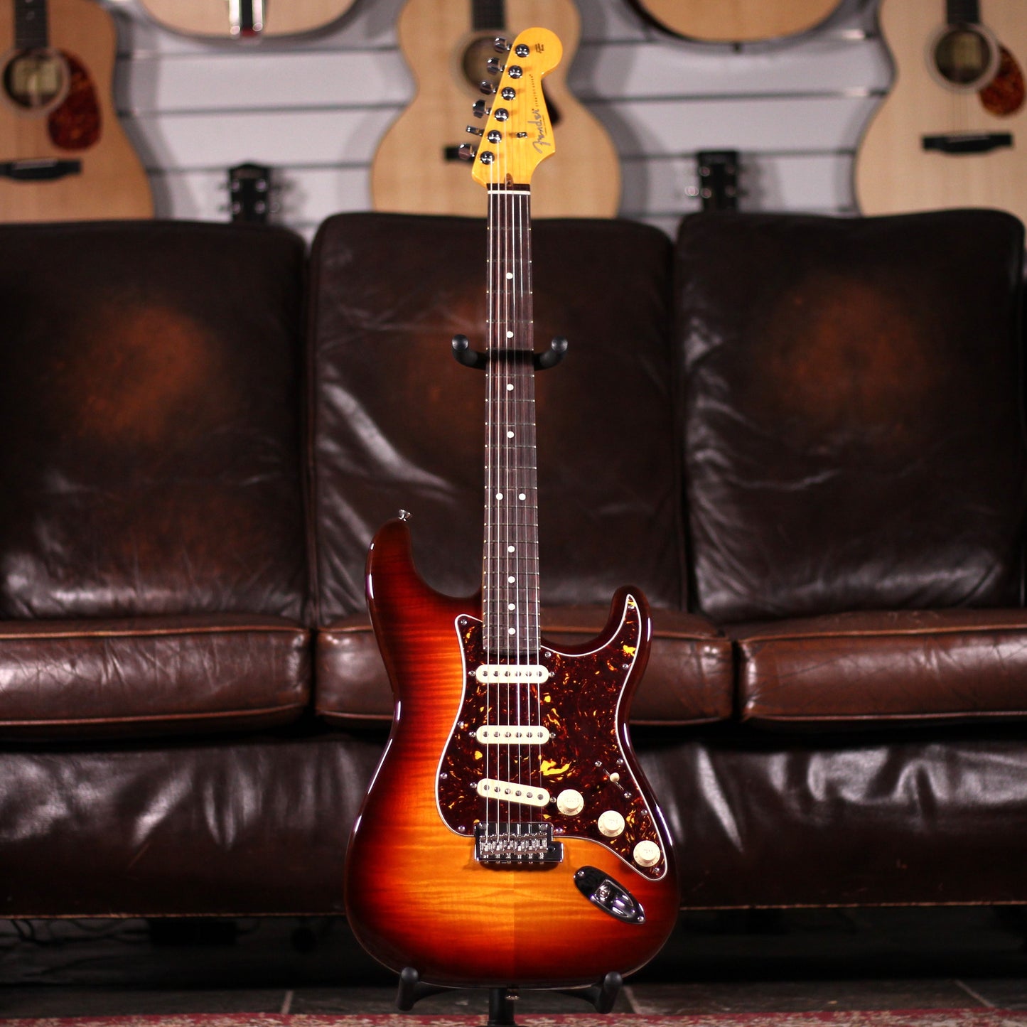 Fender 70th Anniversary American Professional II Stratocaster RW Comet Burst