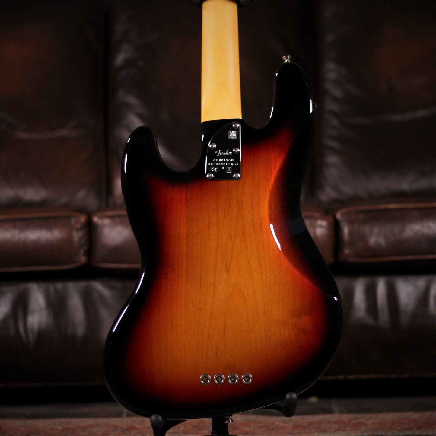 Fender American Pro 2 Jazz Bass 3 Tone Sunburst rear
