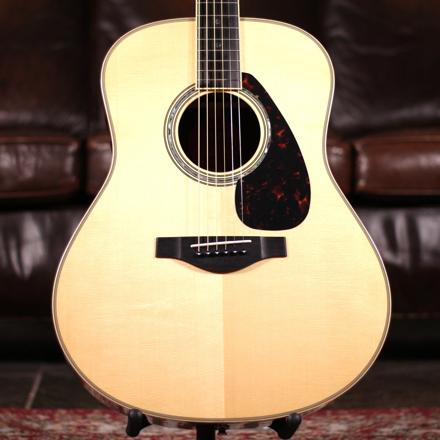 Yamaha LL16 / ARE Natural