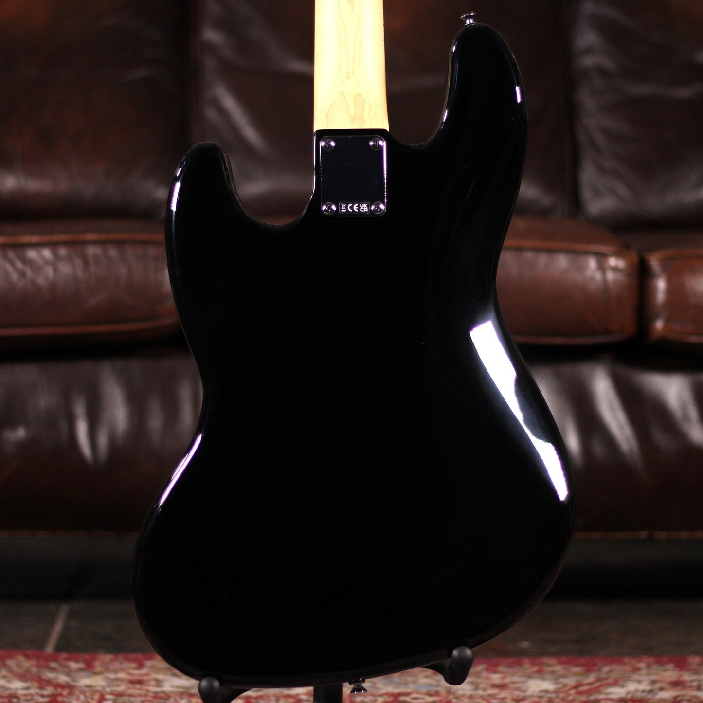 Fender Standard Jazz Bass - Black MN