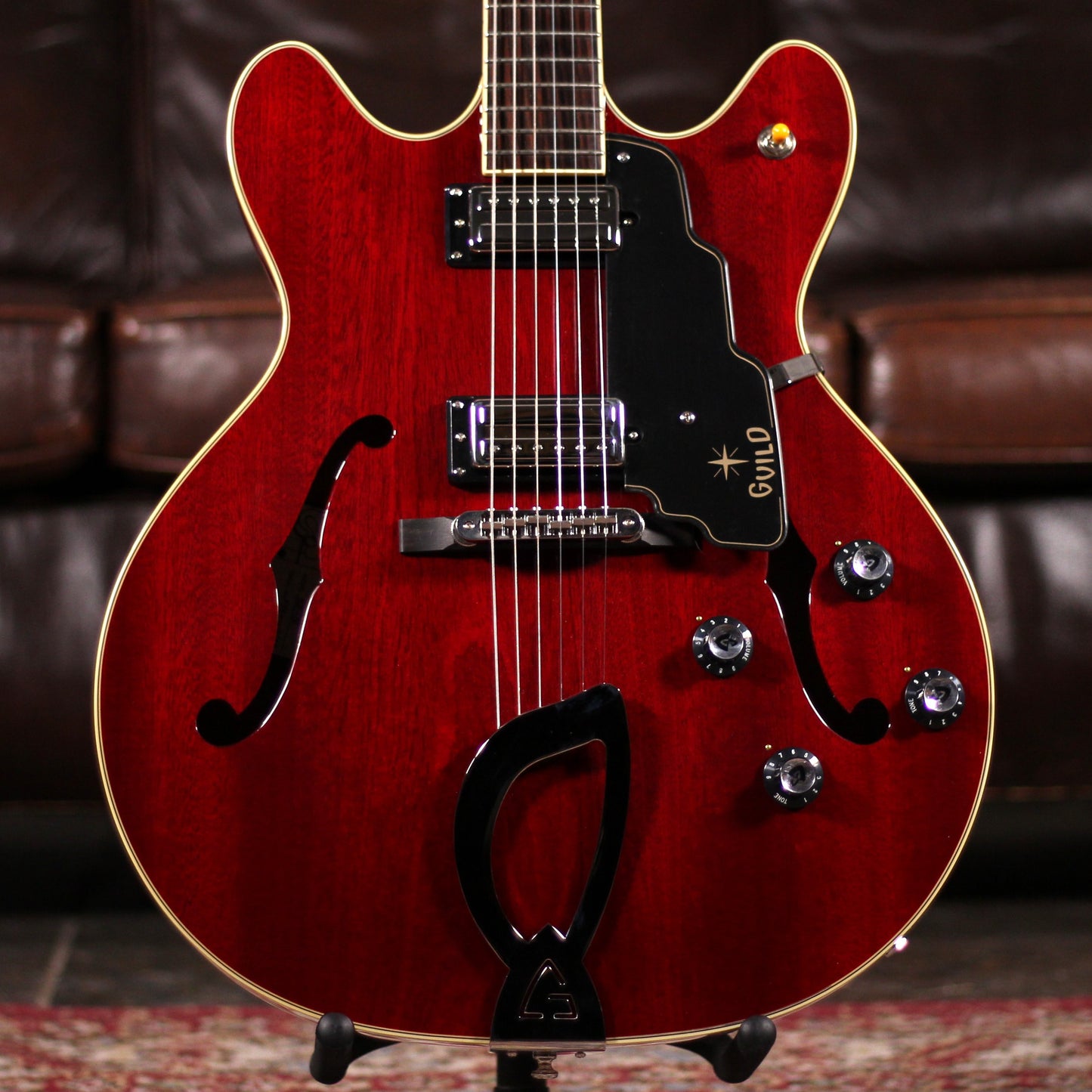 Guild Starfire IV - Cherry