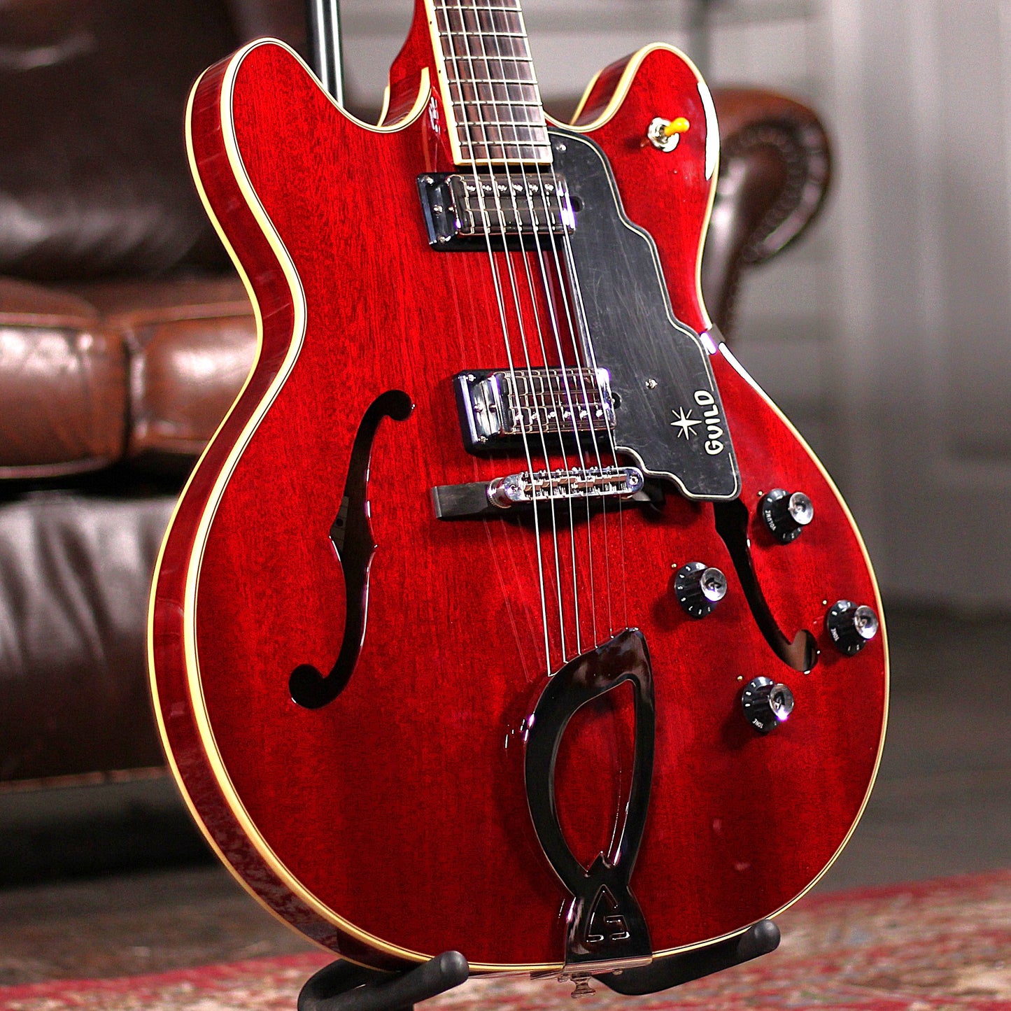 Guild Starfire IV - Cherry