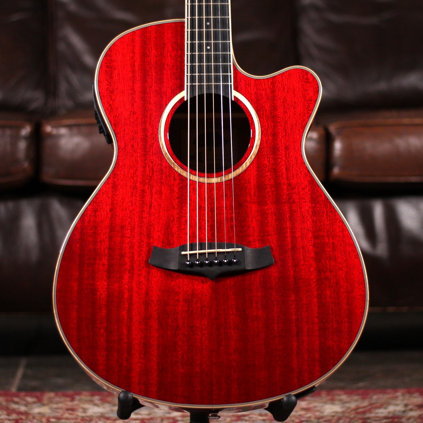 Tanglewood TW4 CER Transparent Red Gloss