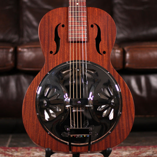 Gretsch G9200 Round Neck Boxcar Resonater