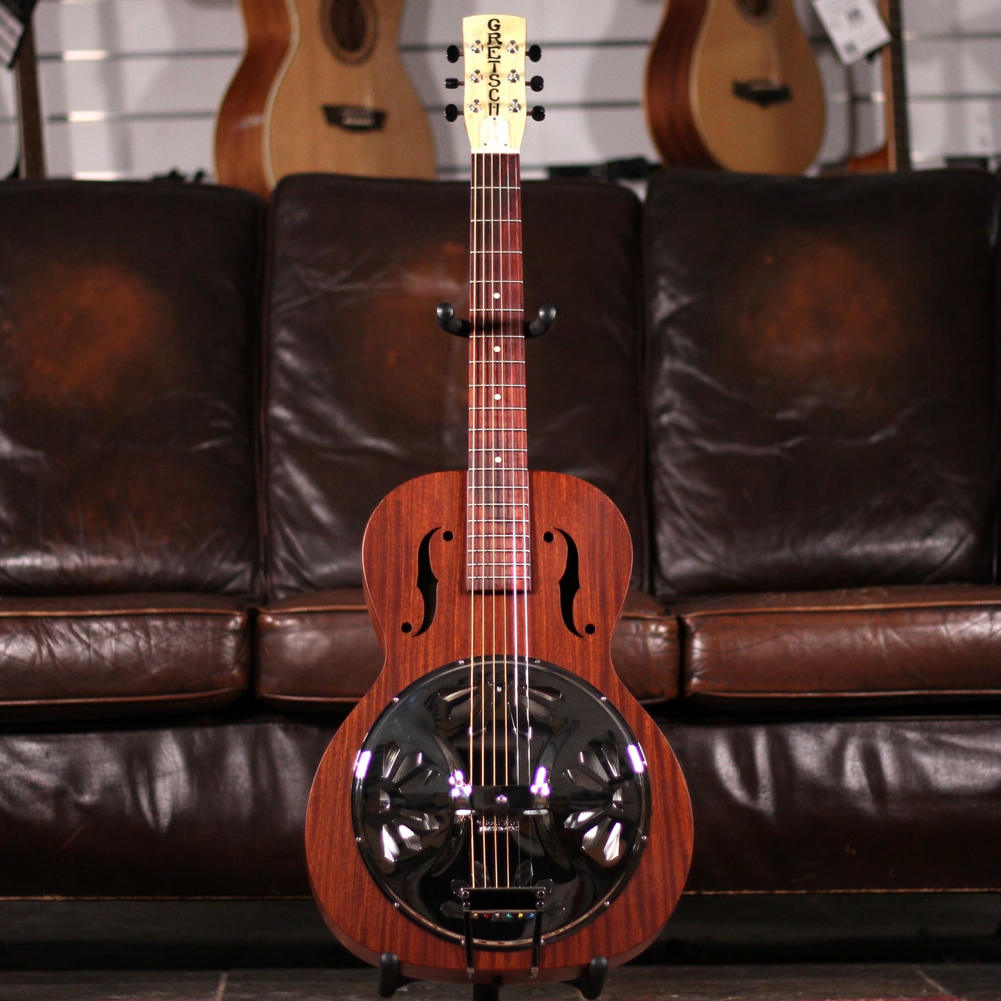 Gretsch G9200 Round Neck Boxcar Resonater