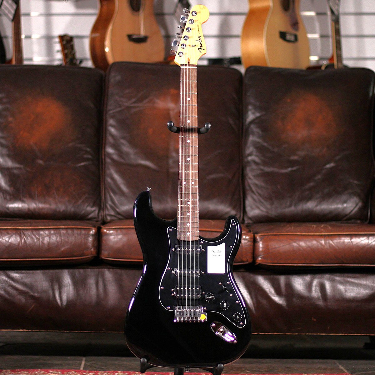Fender Standard Stratocaster HSS - Black