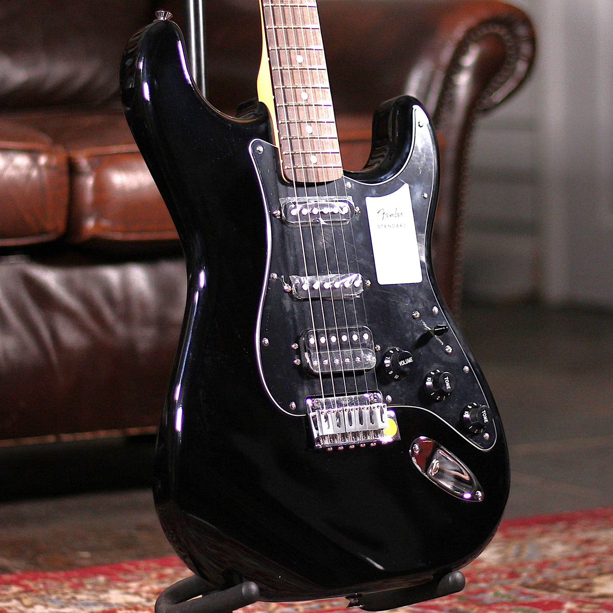 Fender Standard Stratocaster HSS - Black