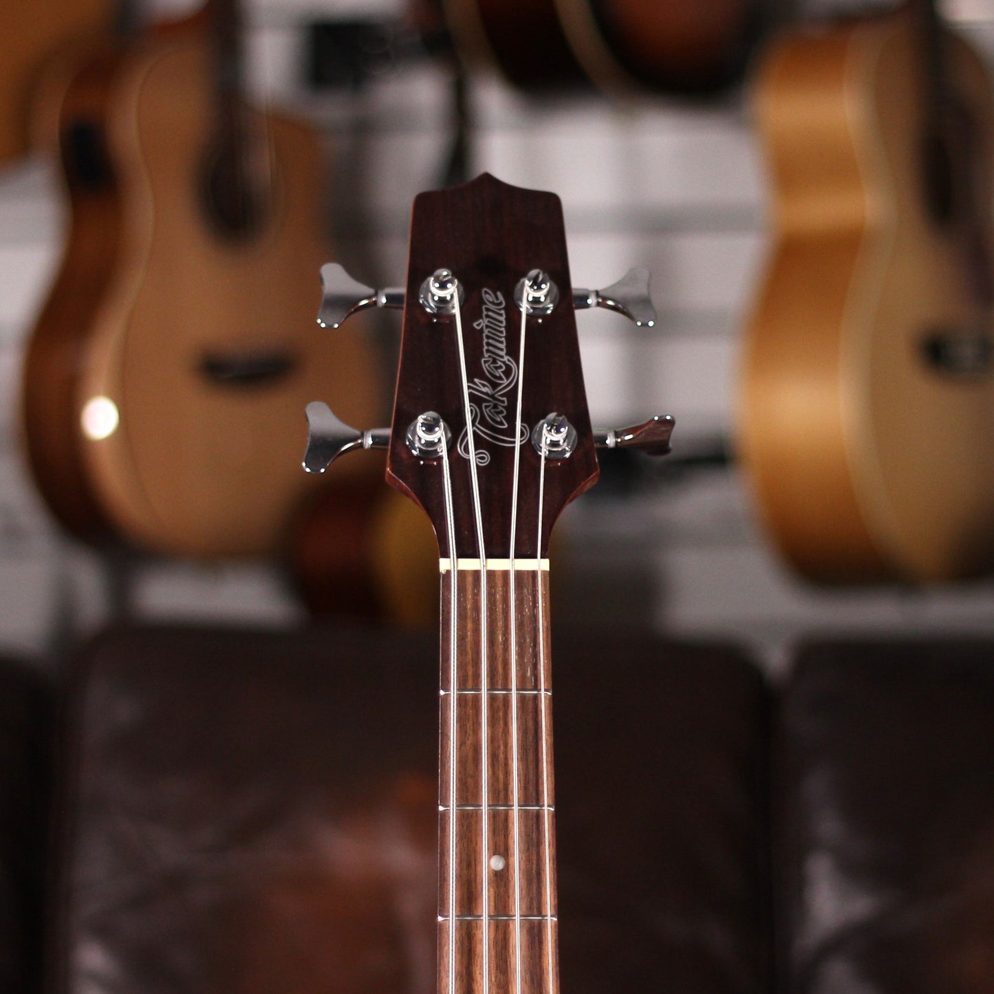 Takamine TK-GB30CE-NAT Jumbo Bass Natural Gloss