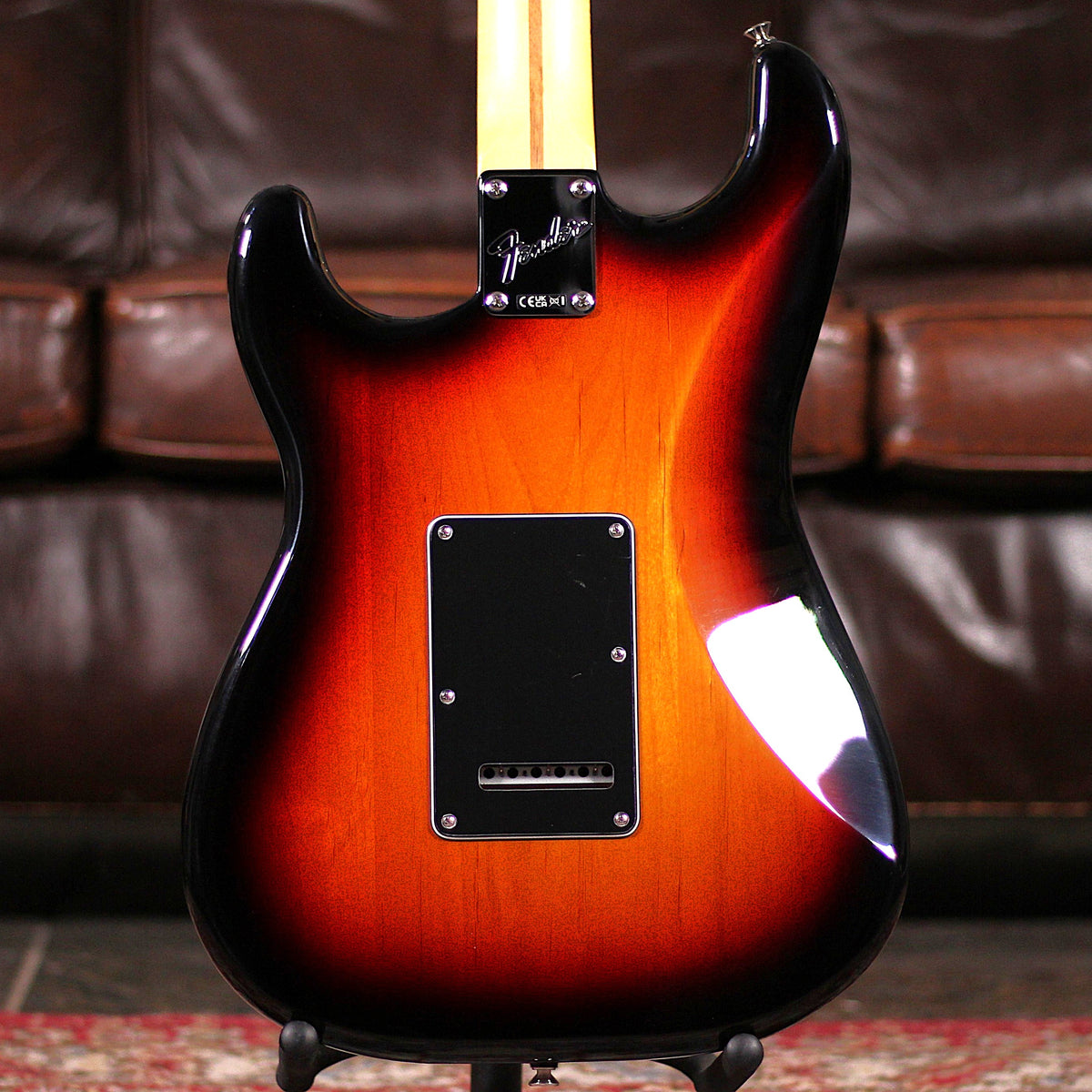 Fender American Professional Classic Stratocaster - Three Tone Sunburst