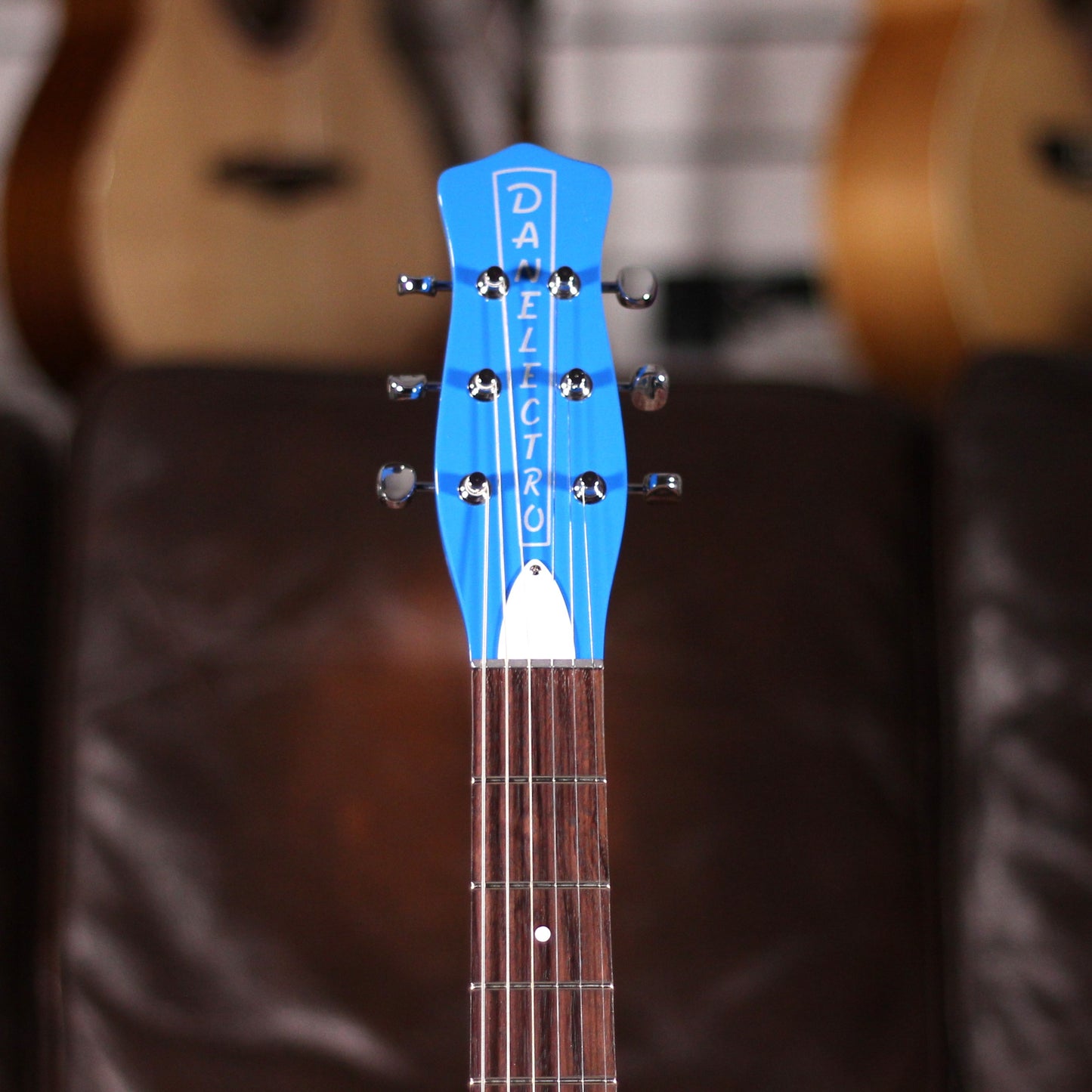 Danelectro DC59M NOS - Go Go Blue