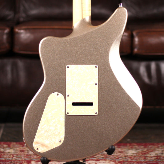USED - D'Angelico Deluxe Bedford Desert Gold