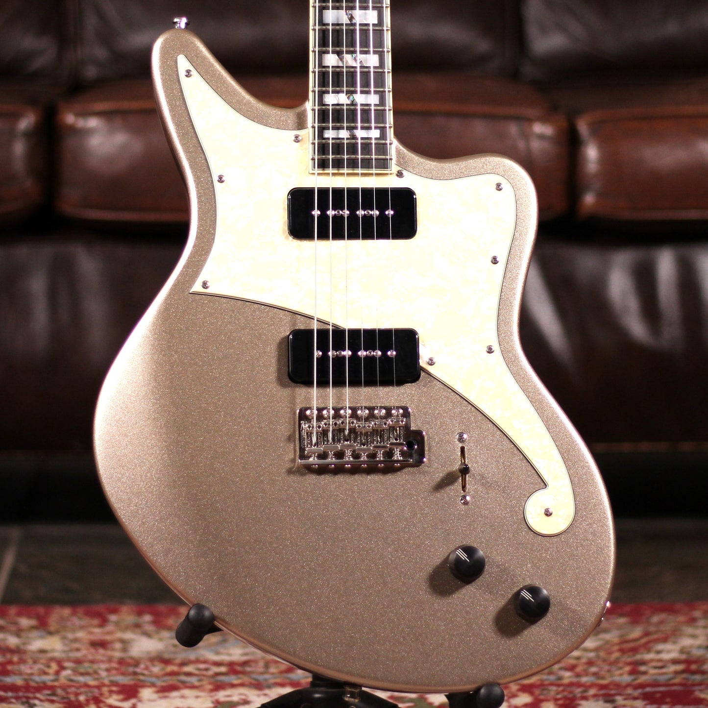 USED - D'Angelico Deluxe Bedford Desert Gold