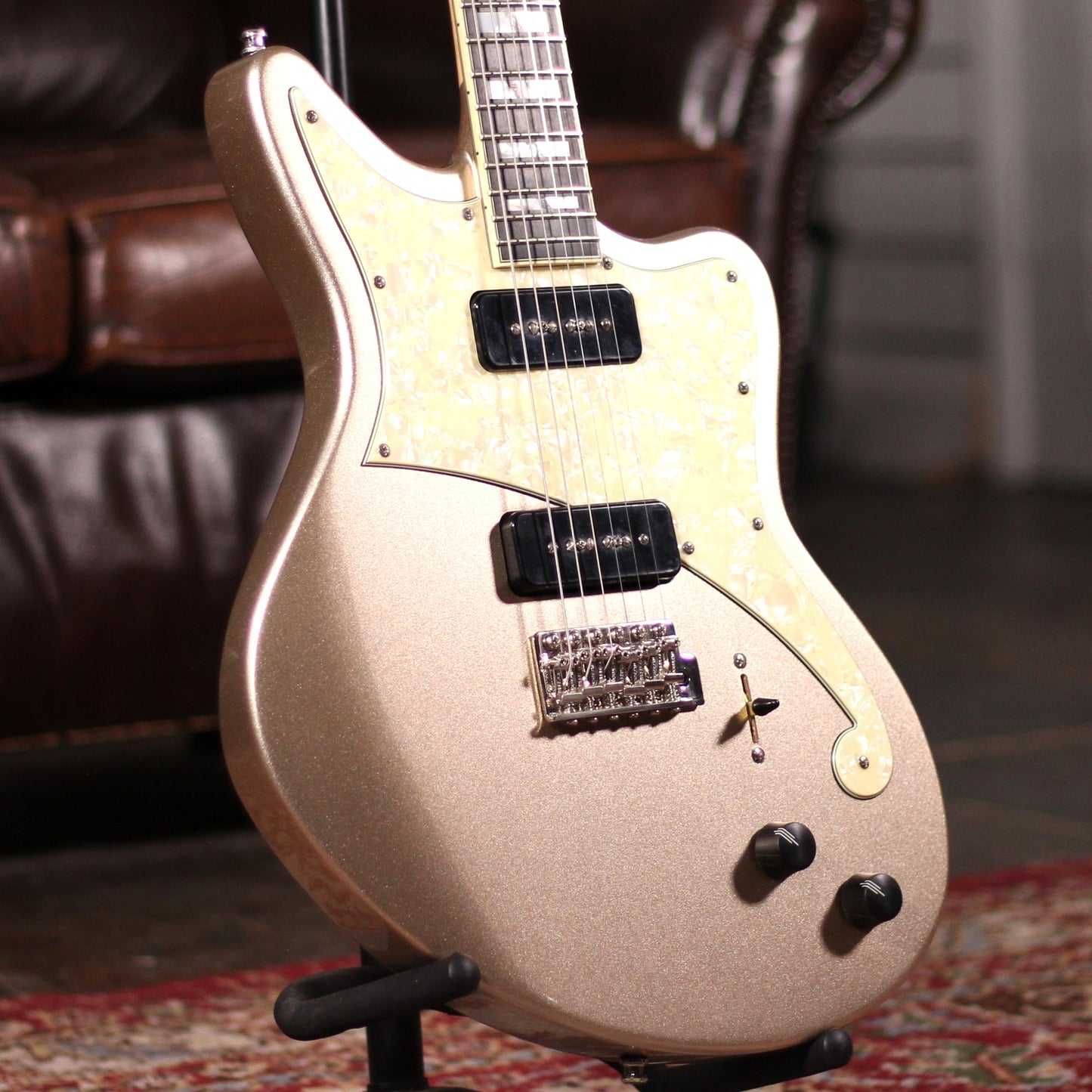 USED - D'Angelico Deluxe Bedford Desert Gold