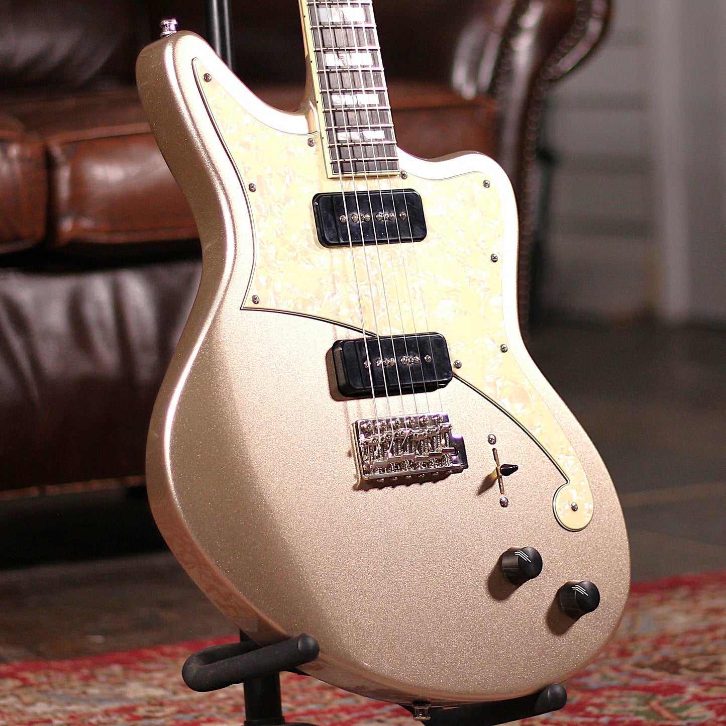 USED - D'Angelico Deluxe Bedford Desert Gold