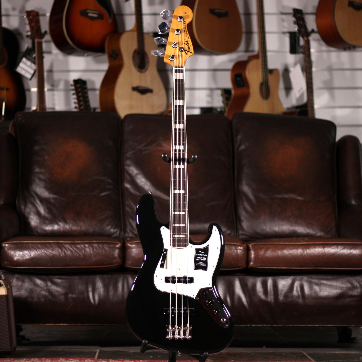 Fender Vintera III Early 70s Jazz Bass Black