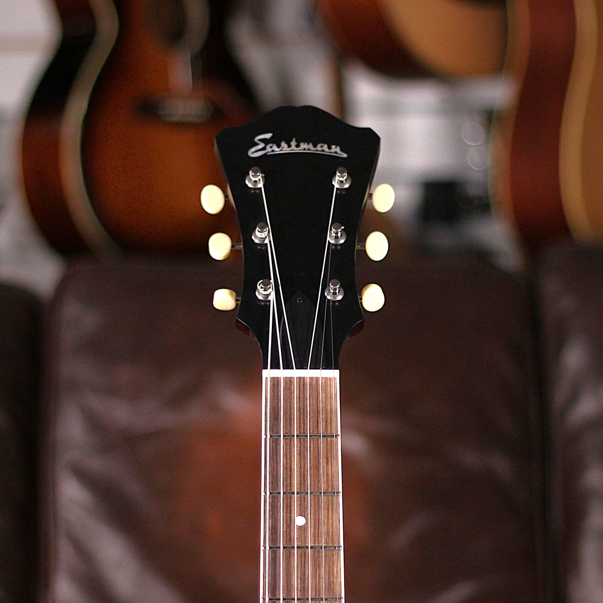 Eastman, Archtop, Tonerider Dogear P-90, Sunburst