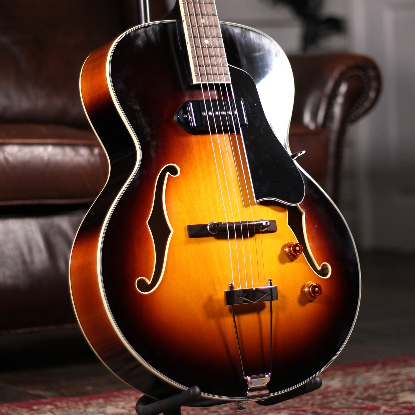 Eastman, Archtop, Tonerider Dogear P-90, Sunburst