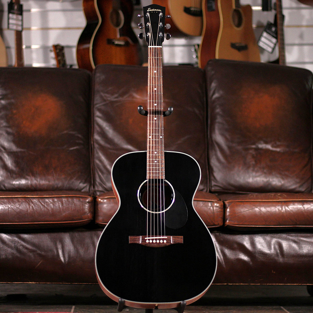 Eastman PCH2-OM-BK