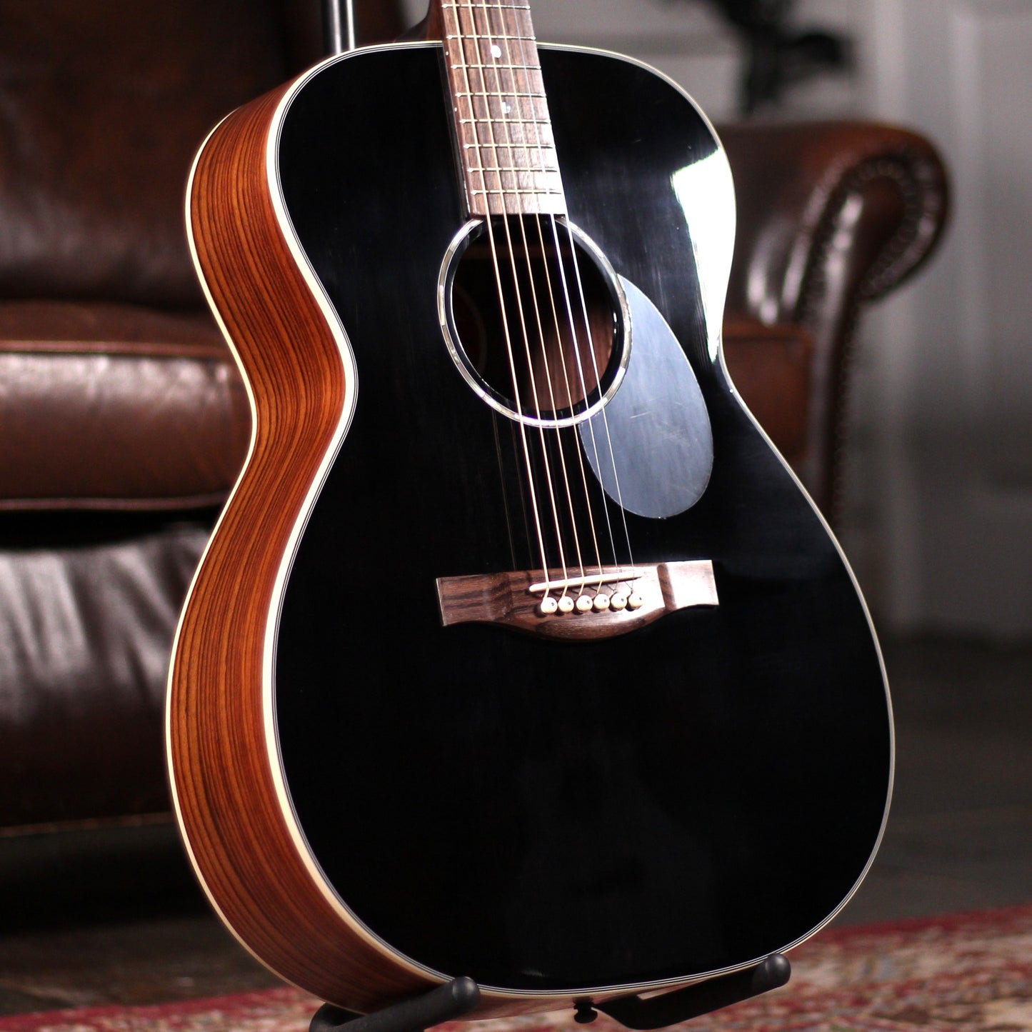 Eastman PCH2-OM-BK