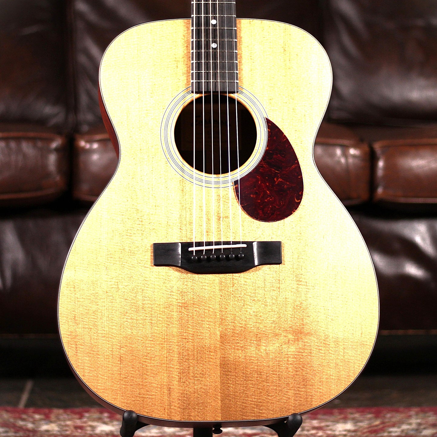 Eastman E1OM