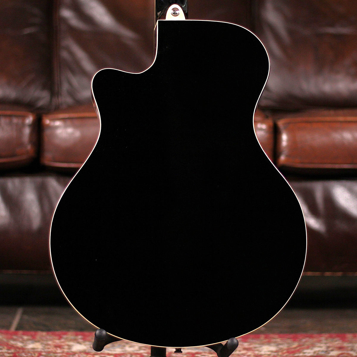 Yamaha APX 600 - Black