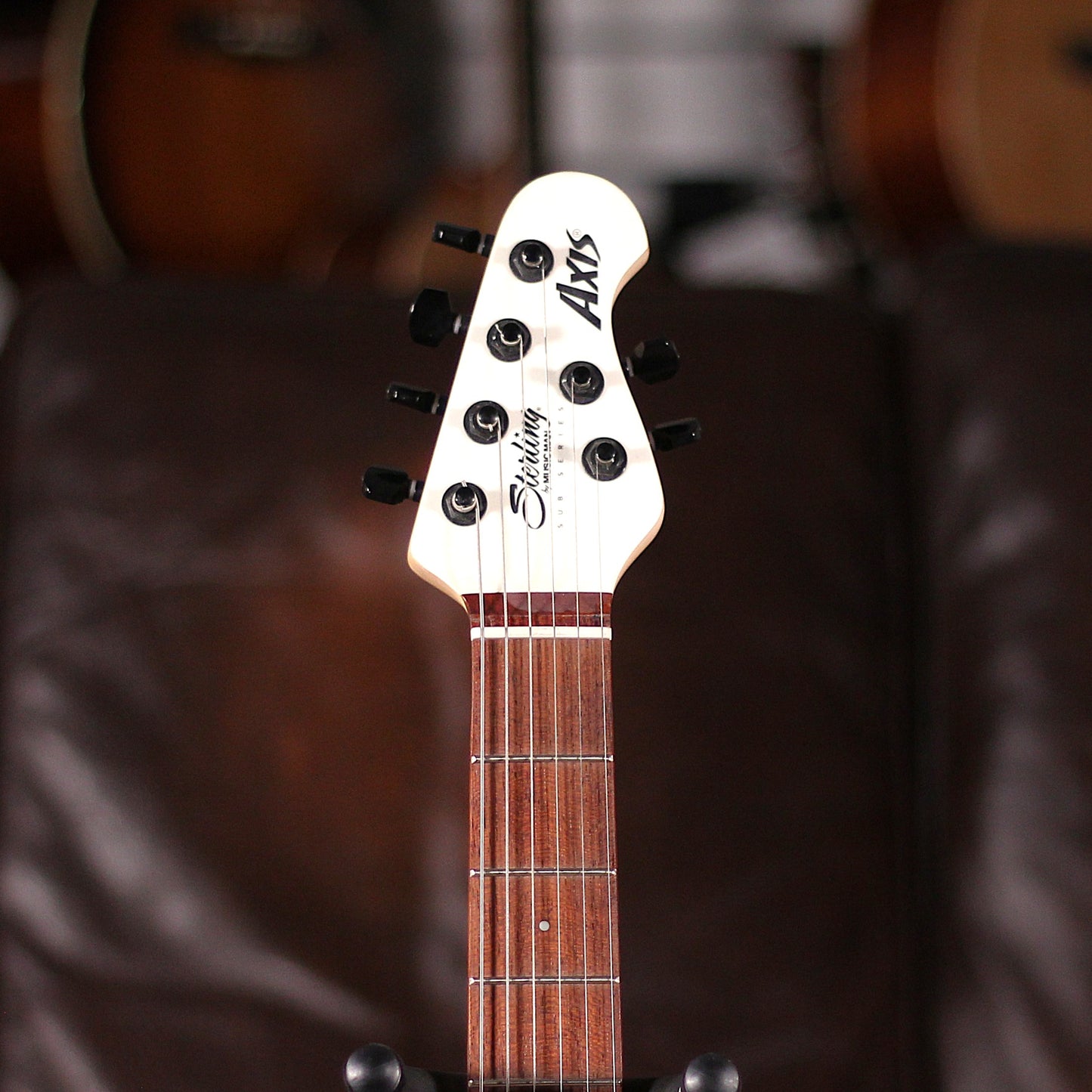 Sterling Sub Axis White