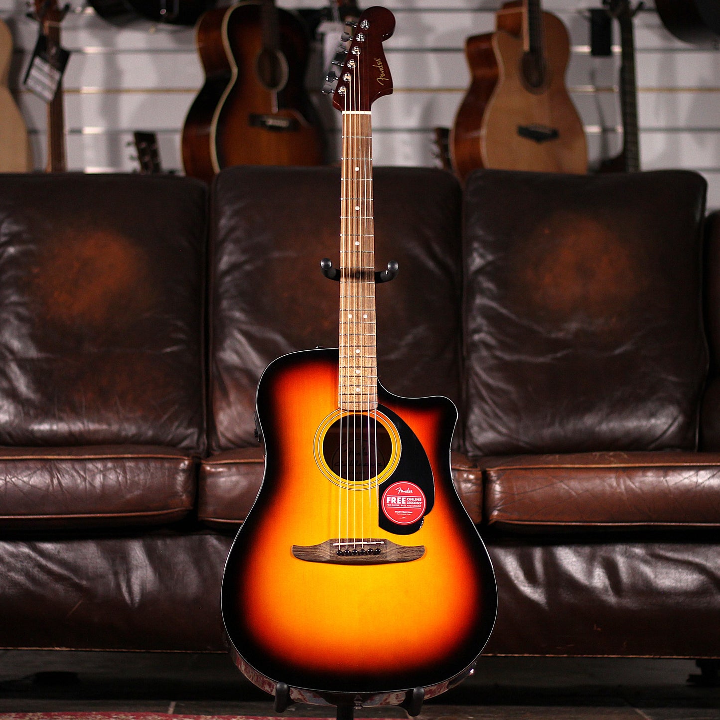 Fender California Standard Redondo™ CE 3 Tone Sunburst