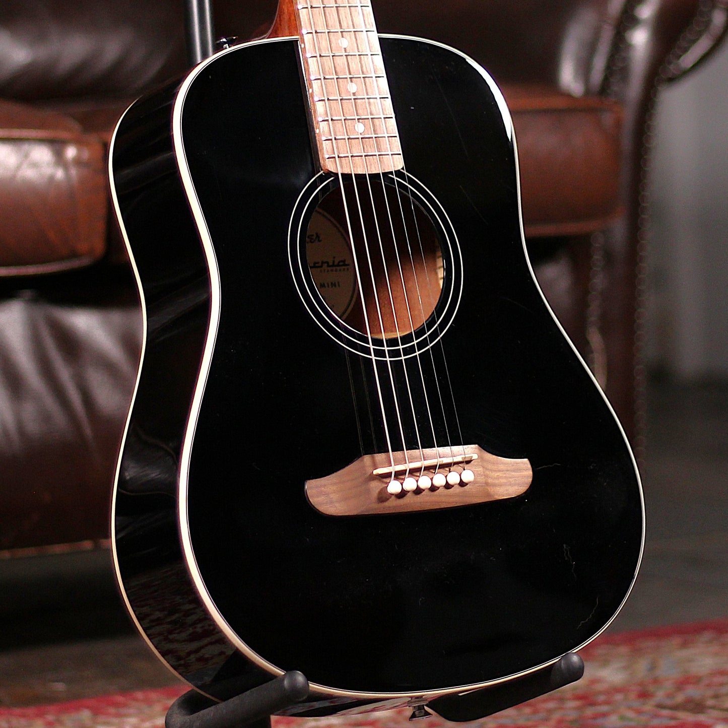 Fender California Standard Redondo™ Mini with Bag - Black