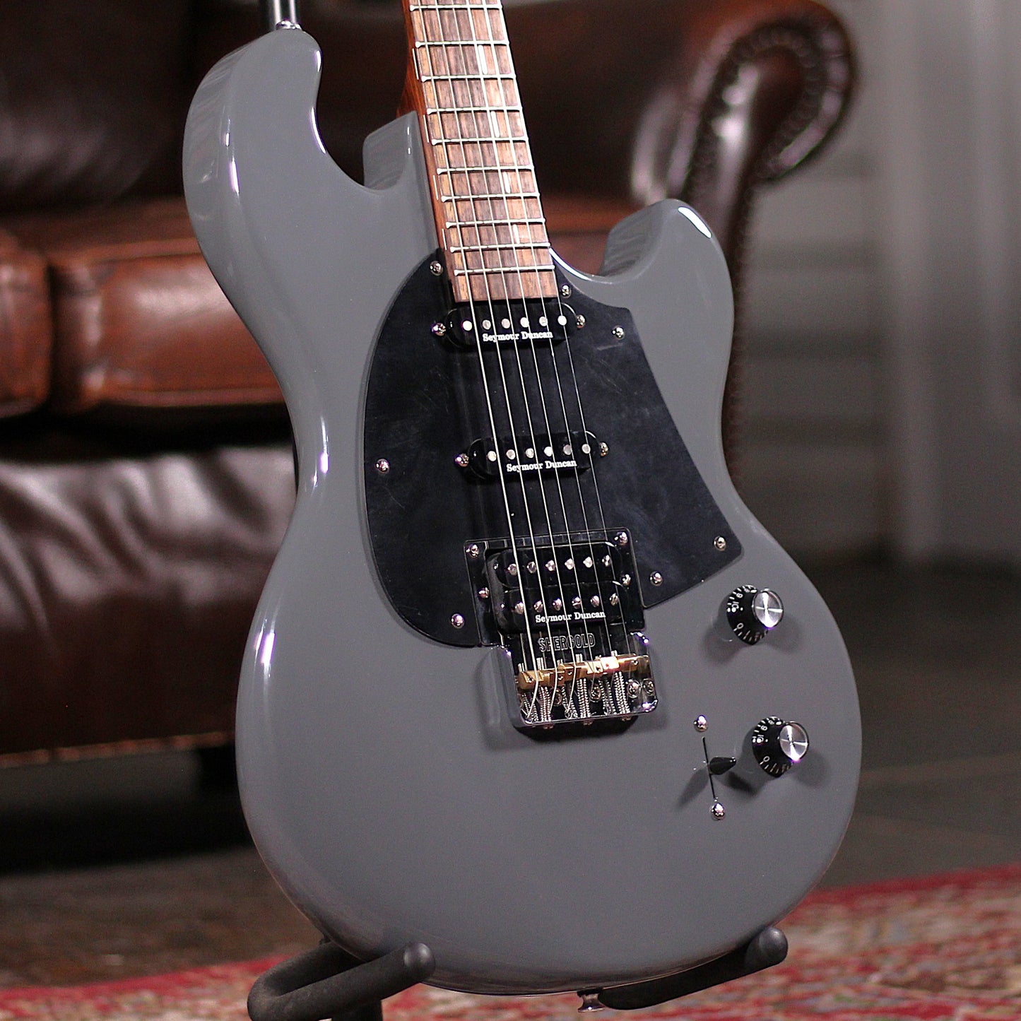 Shergold Masquerader Classic Grey