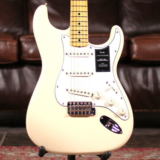 Fender Vintera III Late 60's Stratocaster MN OWT