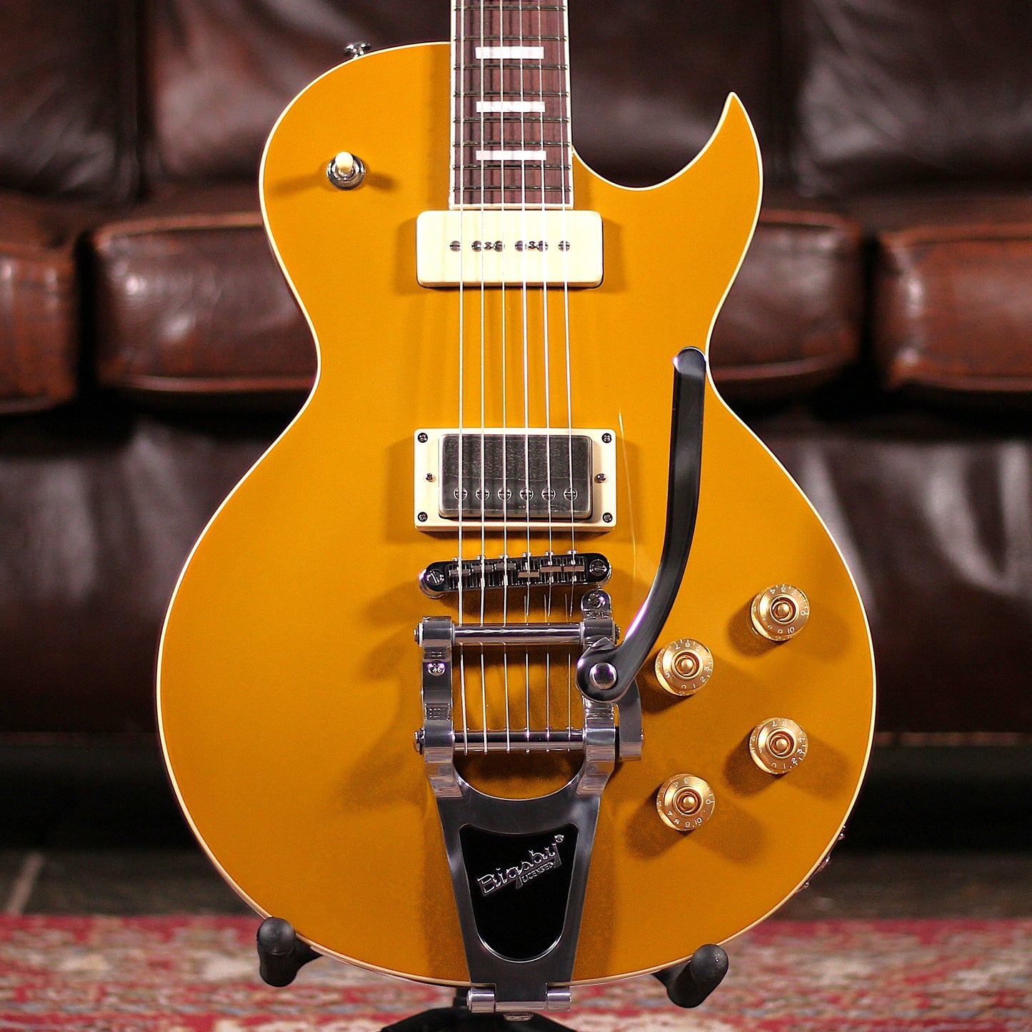 Cort CR200 Bigsby Vibrato Gold Top