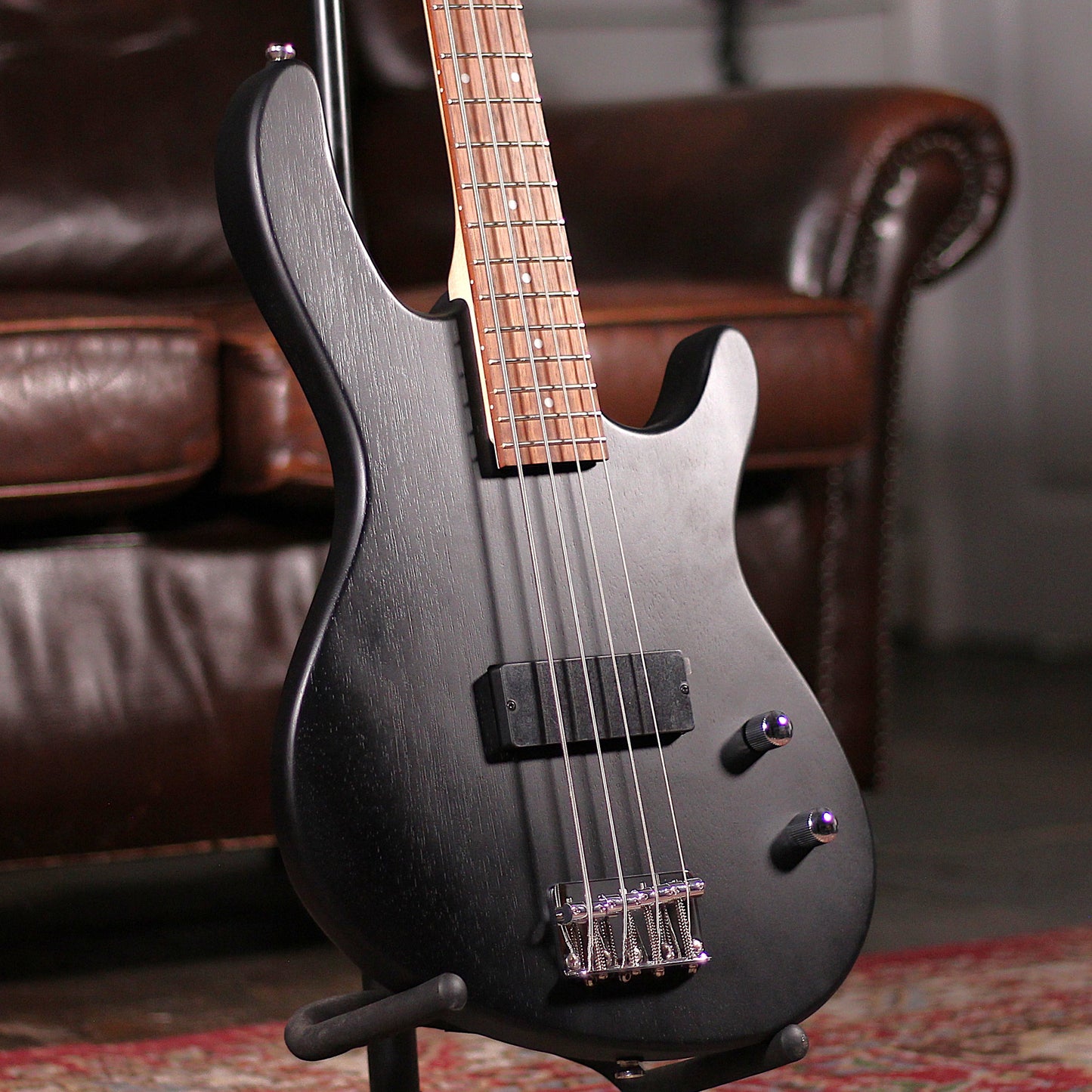 Cort Action Junior Short Scale Black