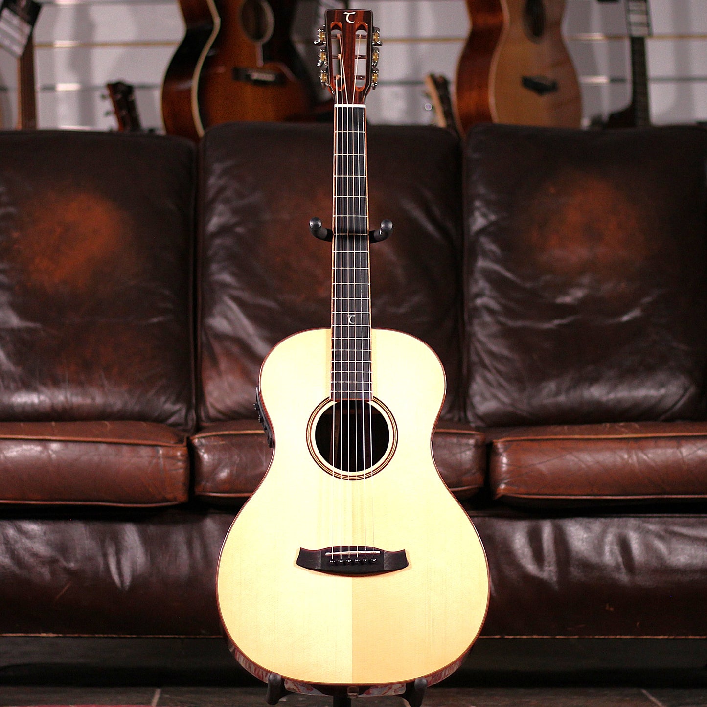 Tanglewood TJ8E