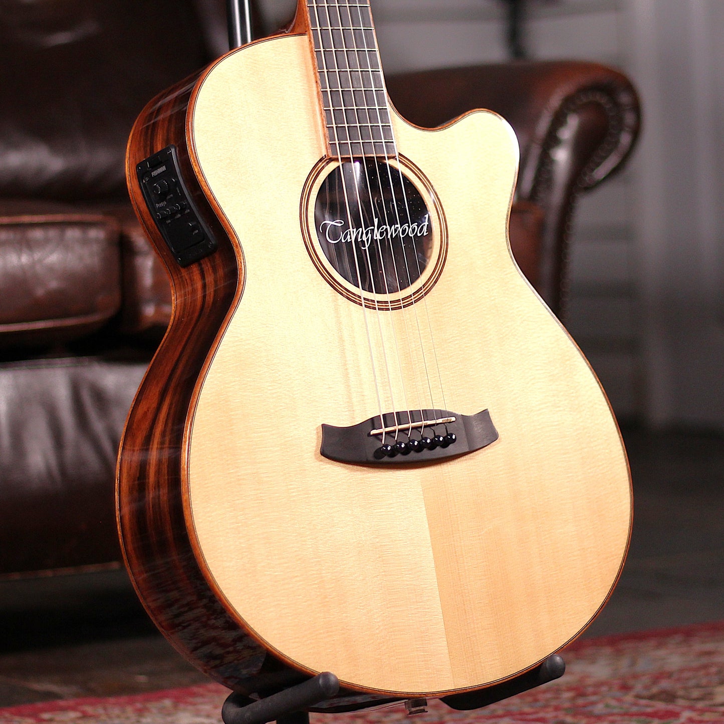 Tanglewood TJ4CE Super Folk