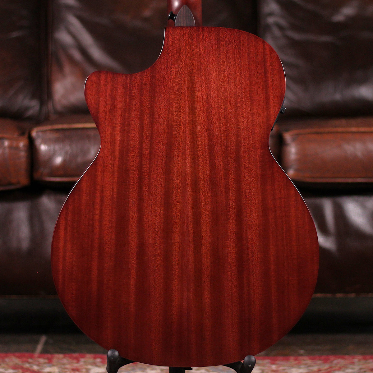 Faith Naked Venus Mahogany