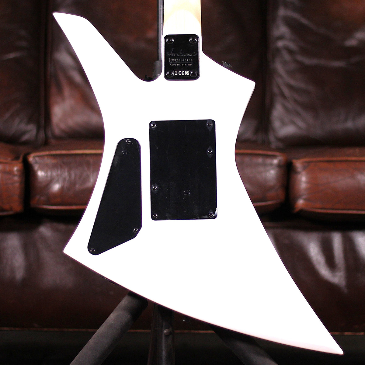 Jackson JS Series Kelly JS32T Floyd - Snow White